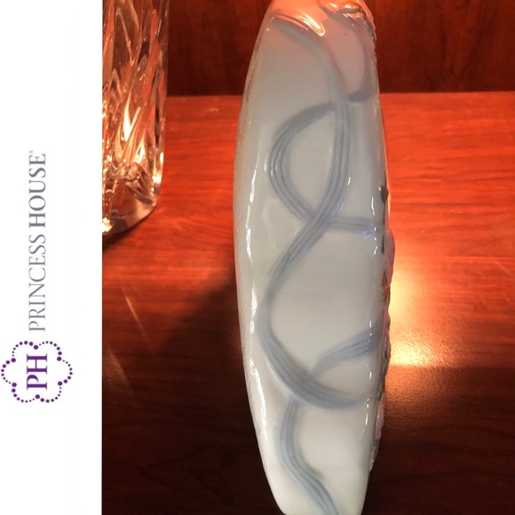 NEW - Vintage Princess House ”Rose Garland" Porcelain Picture Holder - Picture 2 of 8